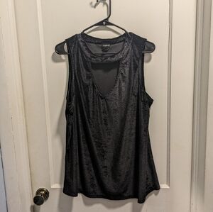 Torrid Keyhole Top Size 0